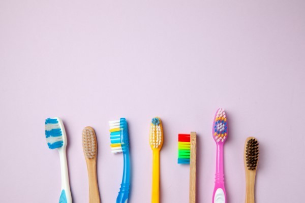Manual or Powered: Which Toothbrush is Right for You?