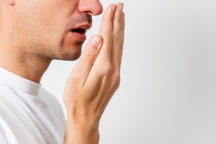 Banish Bad Breath Using These Natural Remedies